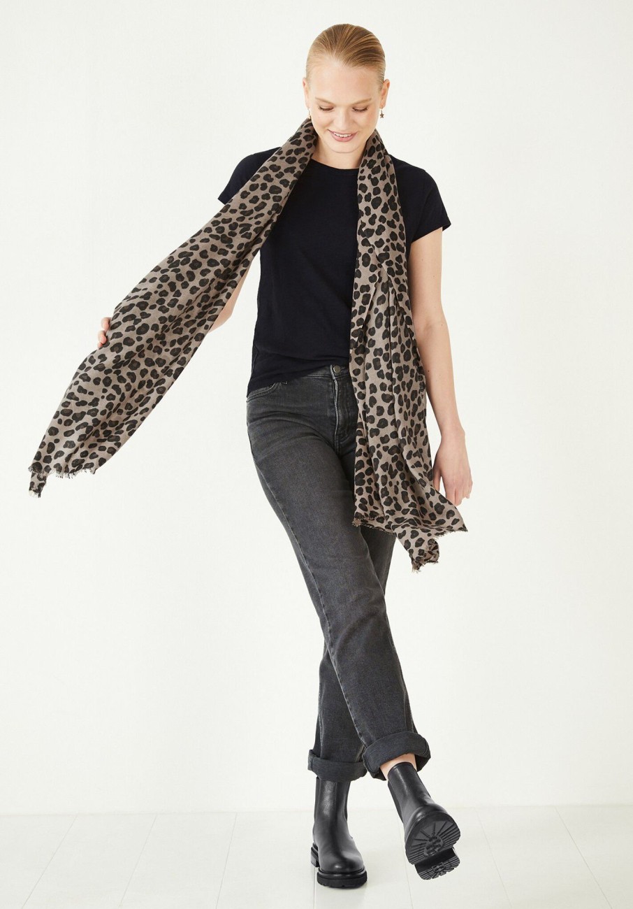 Wholesale Leopard Cashmere Scarf Brown