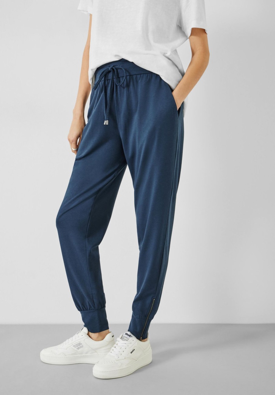 Clearance Amie Joggers Midnight