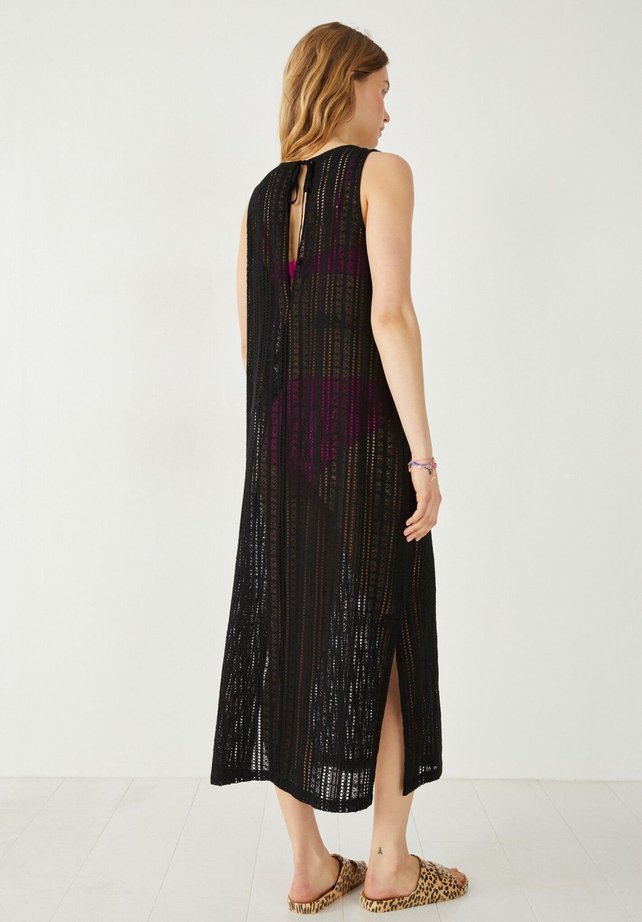 Best Callista Crochet Maxi Dress Black