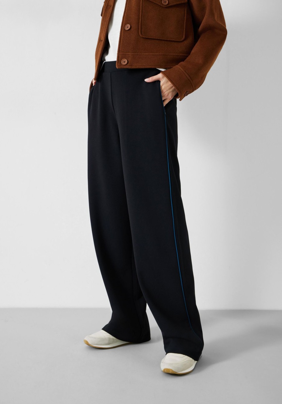 Hot Melony Pipe Detail Straight-Leg Trousers Black