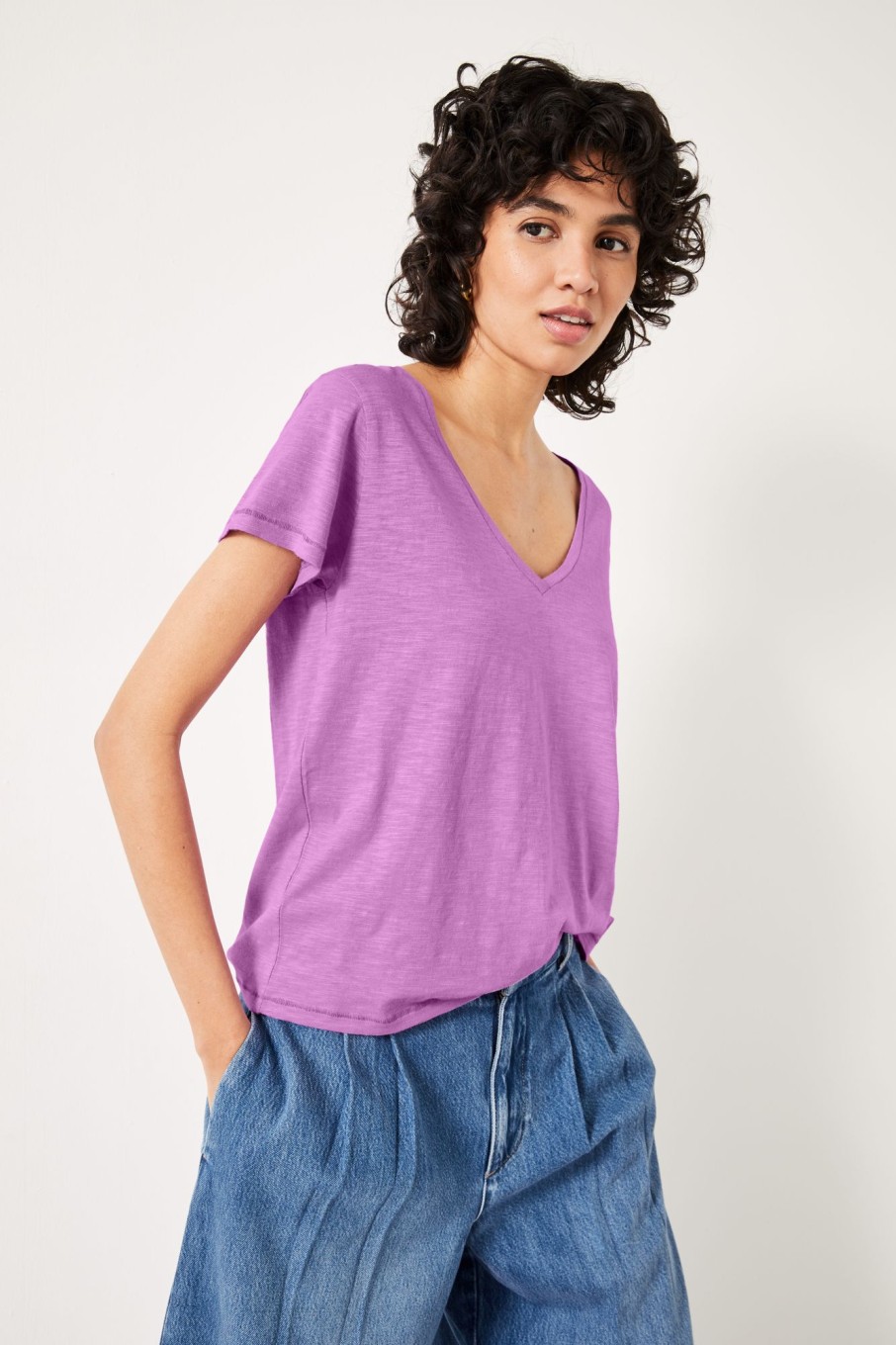 Best Slim V-Neck T-Shirt Mid Purple