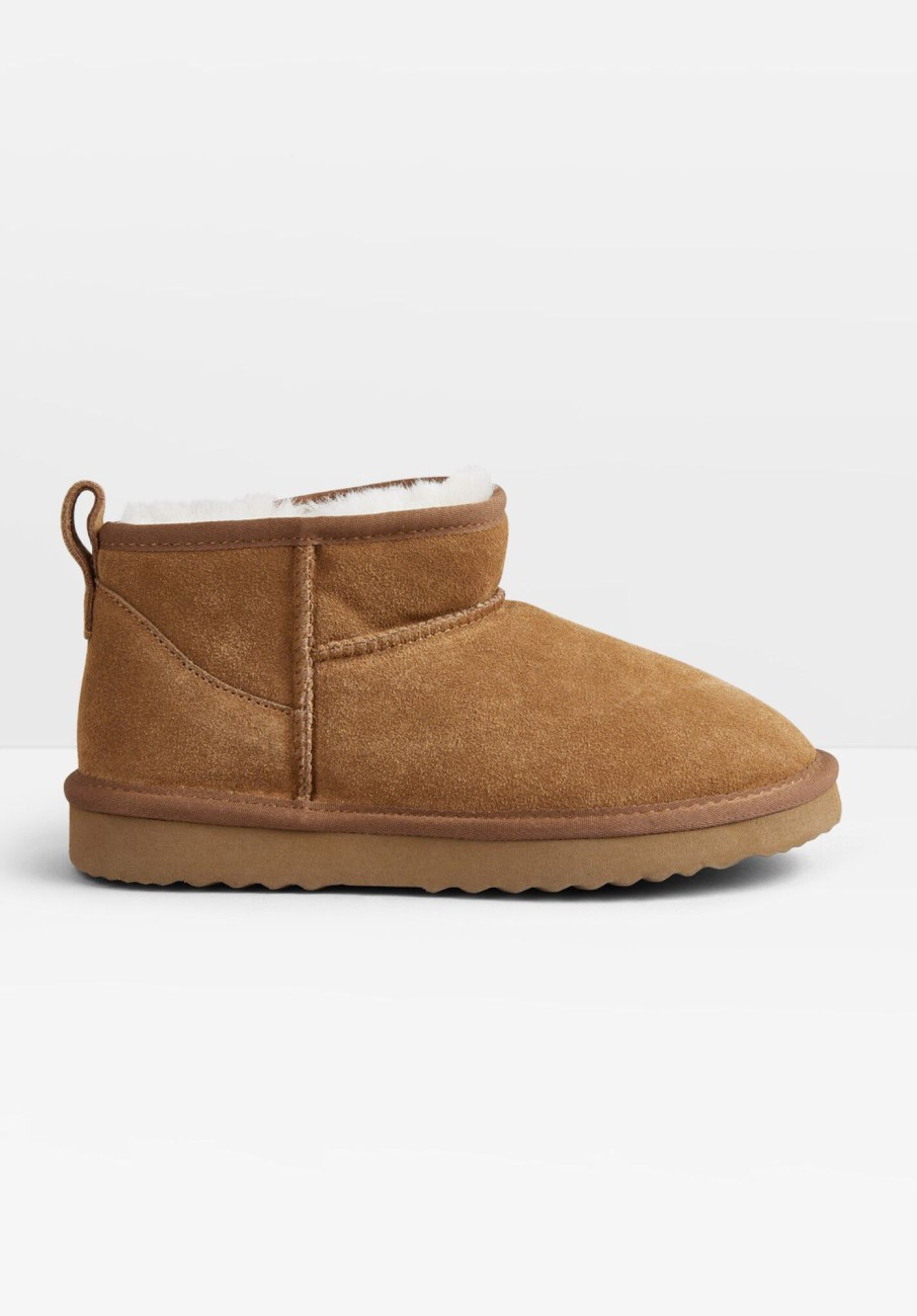 Best Ultra Mini Sheepskin Boots Chestnut