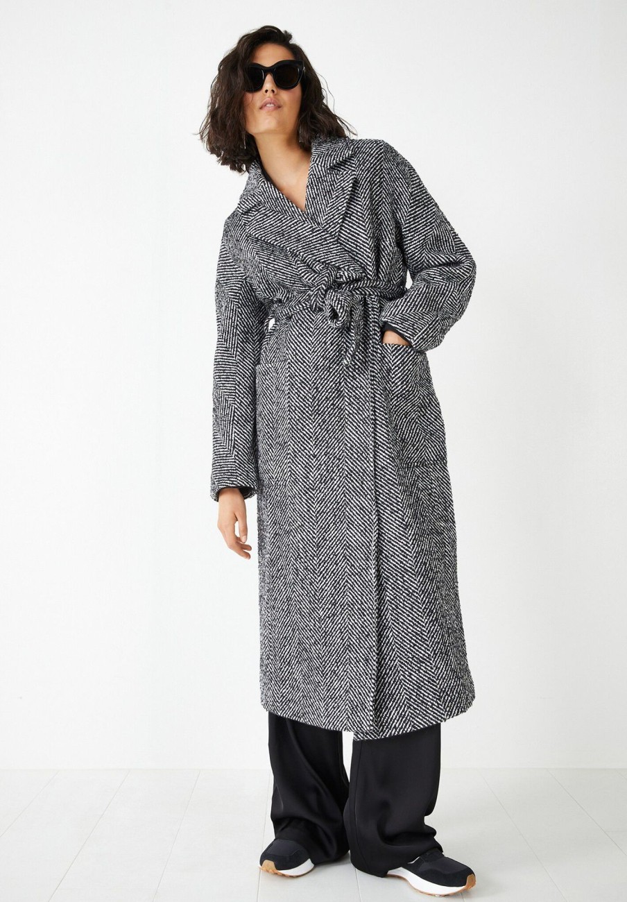 Wholesale Morgana Relaxed Coat Black