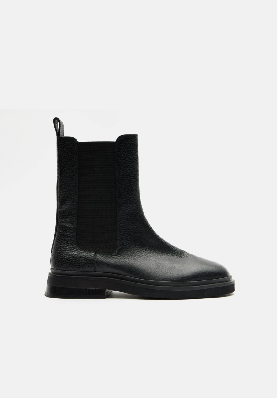 Wholesale Aaliyah Chelsea Boot Black